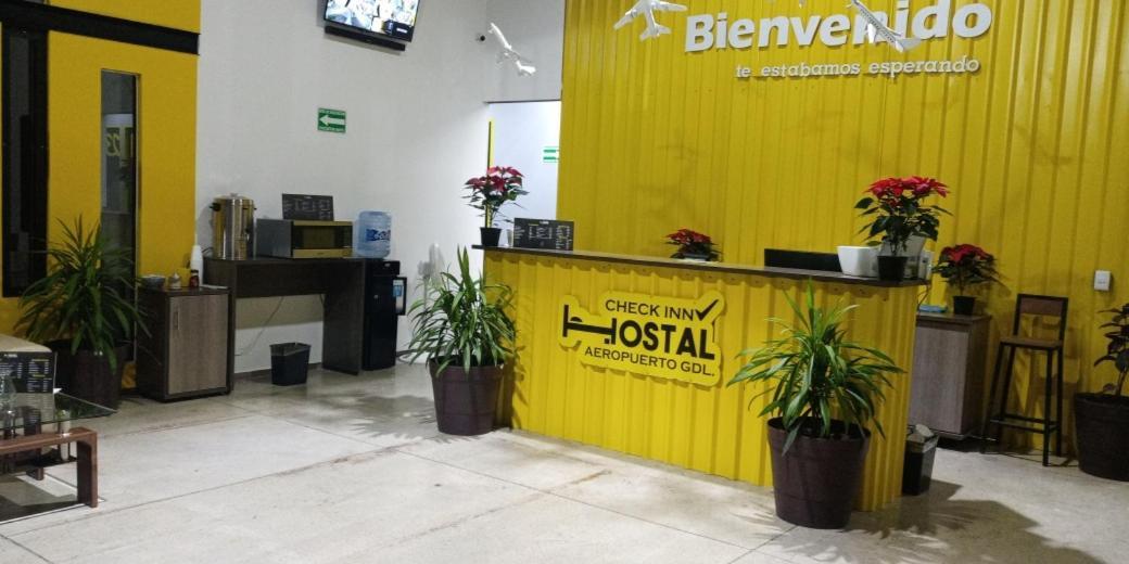 Check Inn Hostal Aeropuerto Gdl Las Pintas Bagian luar foto