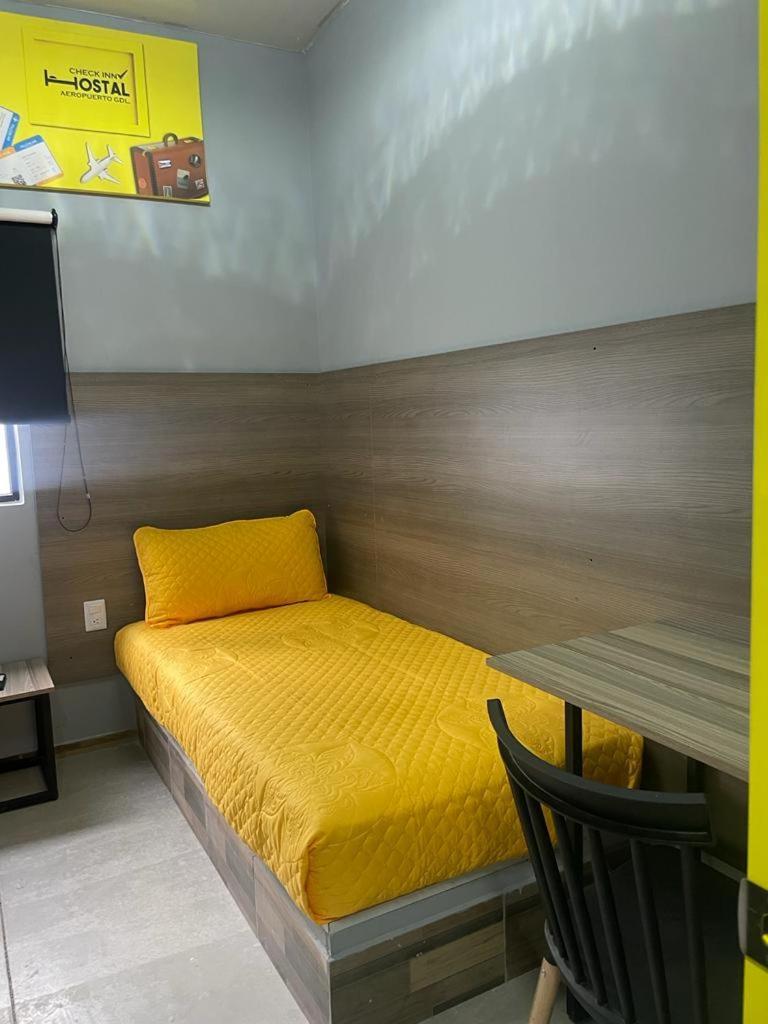 Check Inn Hostal Aeropuerto Gdl Las Pintas Bagian luar foto
